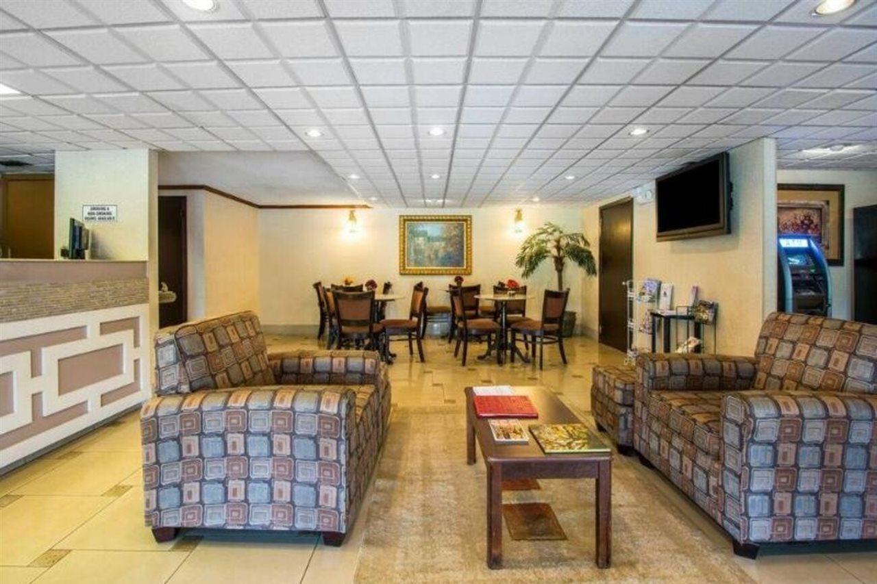 Red Roof Inn Jacksonville - Cruise Port Zewnętrze zdjęcie