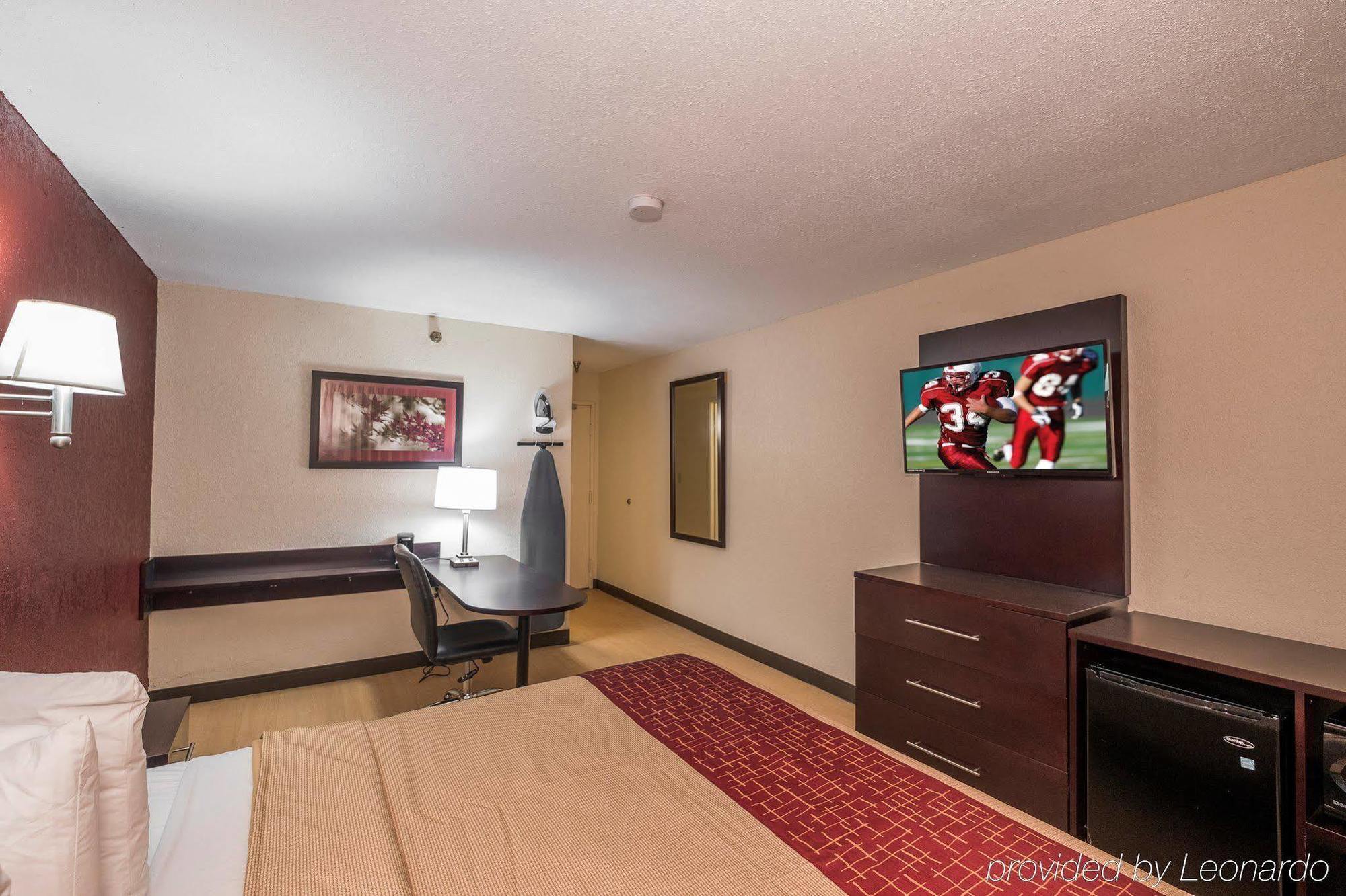 Red Roof Inn Jacksonville - Cruise Port Zewnętrze zdjęcie