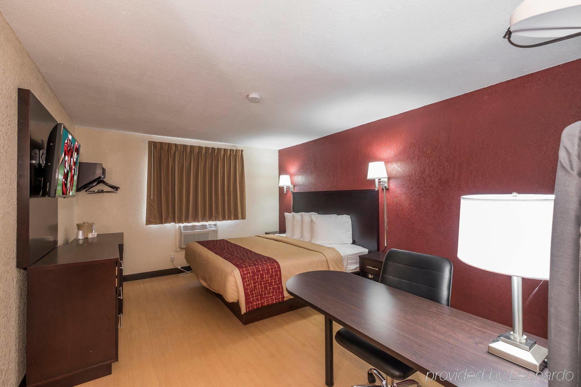 Red Roof Inn Jacksonville - Cruise Port Zewnętrze zdjęcie