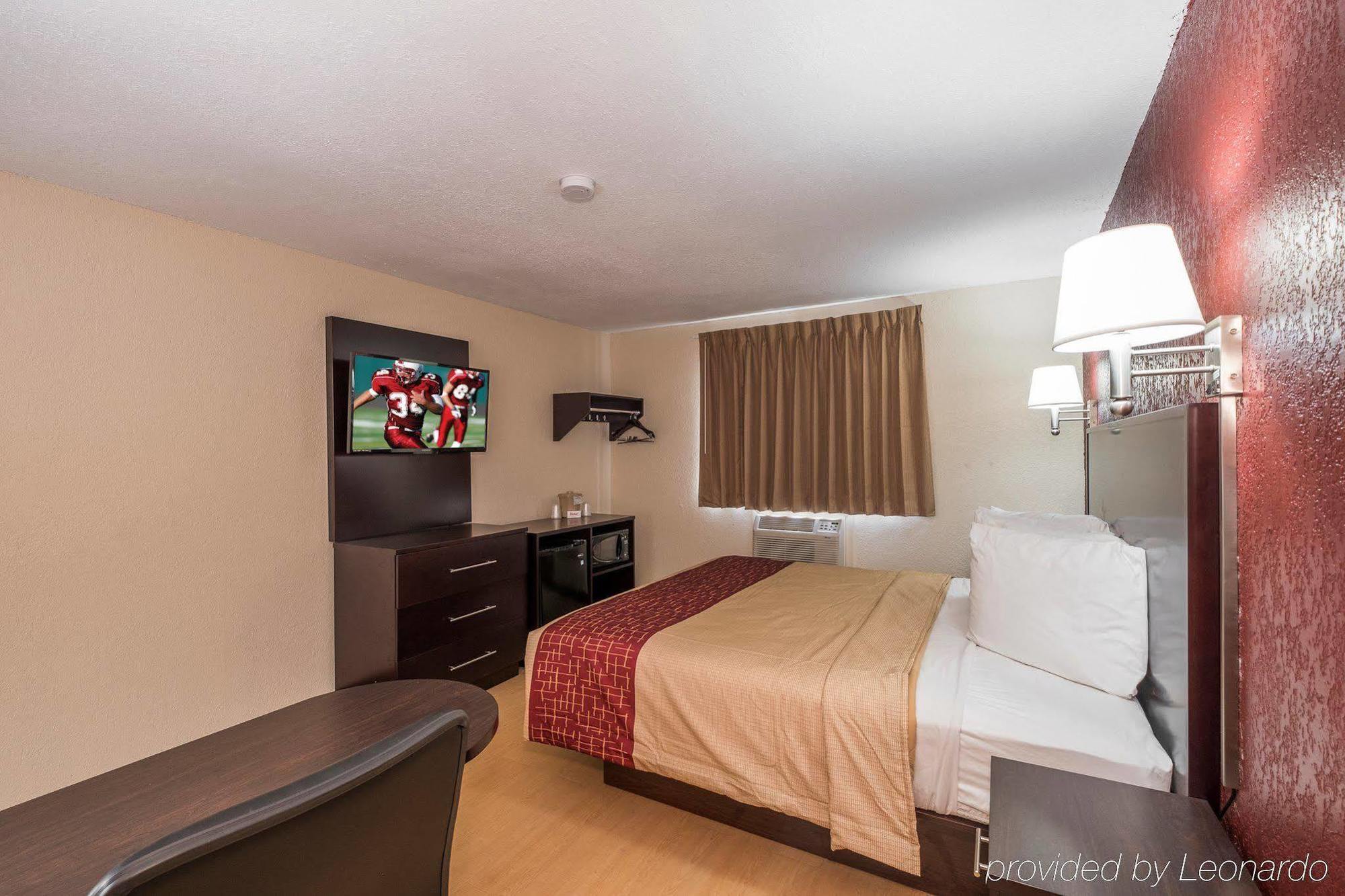Red Roof Inn Jacksonville - Cruise Port Zewnętrze zdjęcie