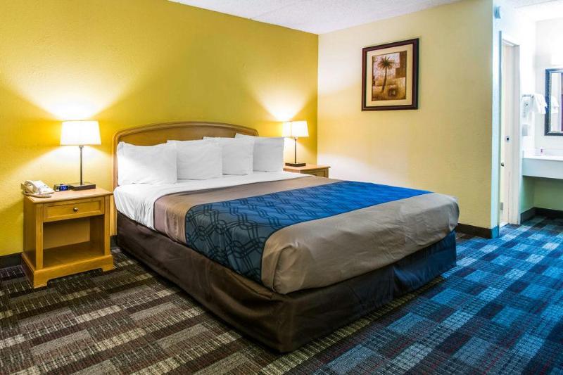Red Roof Inn Jacksonville - Cruise Port Zewnętrze zdjęcie