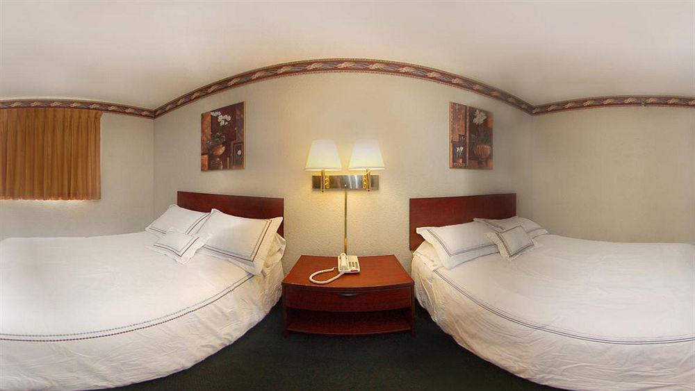 Red Roof Inn Jacksonville - Cruise Port Zewnętrze zdjęcie